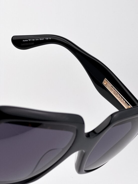 Tom Ford AURORA Women’s Sunglasses Black Smoke Oversized Square FT1194 01A main image 7